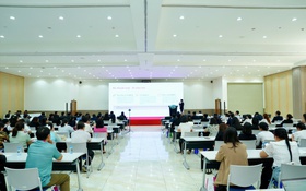 Nhiều chuyên gia đầu ngành hội tụ, chia sẻ giải pháp nâng cao an toàn cho mẹ và bé