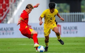 Thắng thuyết phục U22 Malaysia, U22 Việt Nam vào bán kết SEA Games 33