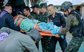 Căng thẳng biên giới Thái Lan-Campuchia tái bùng phát: Đã có thương vong, hàng nghìn người phải sơ tán