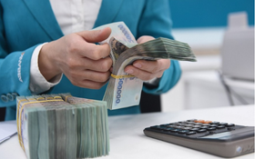 Lãng phí và tiết kiệm hay câu chuyện tiền chùa…