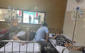 Nhiều người nhập viện, nghi ngộ độc sau khi ăn bánh mì