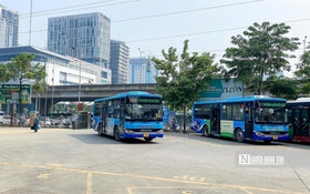Hà Nội bác bỏ thông tin sẽ miễn phí xe buýt