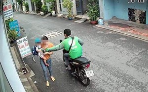 Bất ngờ lời khai của tài xế Grabbike cướp điện thoại nhanh như chớp ở TP.HCM