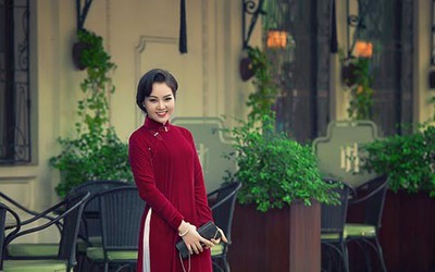 Á hậu Thụy Vân quý phái như cô thập niên 70