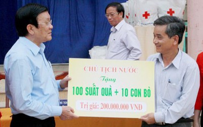 Kỷ luật cán bộ chi sai tiền quà Chủ tịch nước tặng dân