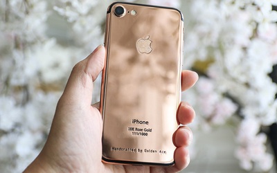 Trên tay iPhone 7 'mạ vàng' GoldenAce: Khi đẳng cấp bị trà trộn