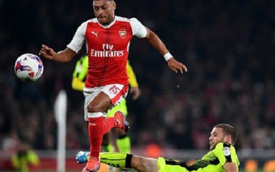 Đả bại Reading, Arsenal giành vé vào tứ kết League Cup