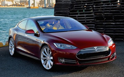 Sững sờ trước tốc độ nước rút của 'siêu xe' Tesla Model S P100D