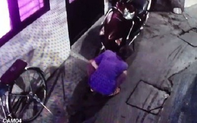 Video: Trộm ăn cắp heo dầu xe máy ngay trước nhà ca sĩ Thu Phượng