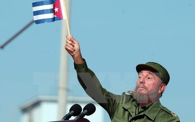 Chủ tịch Quốc hội lên đường dự lễ tang lãnh tụ Cuba Fidel Castro