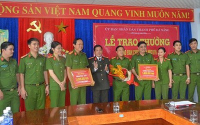 Khen thưởng BCA phá đường dây mua bán hóa đơn khống trên 100 tỷ