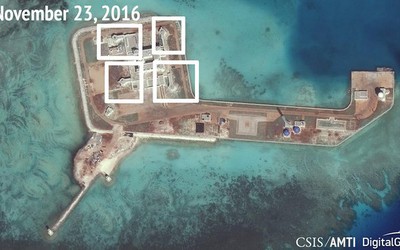 Ảnh vệ tinh tố Trung Quốc ngang ngược triển khai vũ khí ở Biển Đông