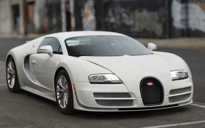 Siêu xe Bugatti Veyron coupe cuối cùng đang được rao bán