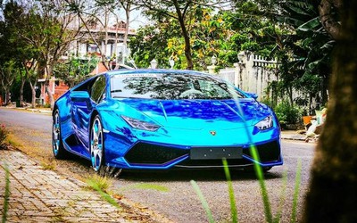 Lamborghini Huracan độ pô titan gần 200 triệu tại Sài Gòn