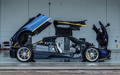 Siêu xe Pagani Huayra bị triệu hồi