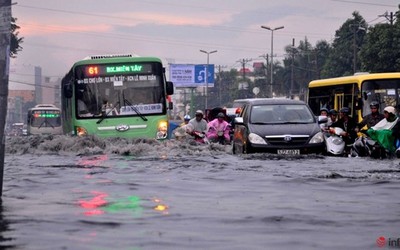 TP.HCM càng bồi đắp vùng trũng ven sông, nội thành sẽ còn ngập nặng