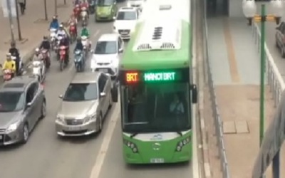 Clip: Hành khách nói gì khi lần đầu trải nghiệm đi bus nhanh BRT?