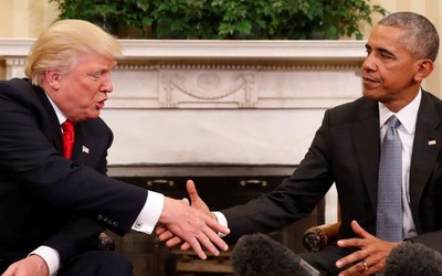 Obama phá vỡ tiền lệ, lên tiếng chỉ trích Trump chỉ sau 2 tuần