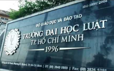 Mang giáo trình photo vào trường, nữ sinh viên luật bị đình chỉ học