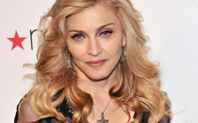 Madonna nhận nuôi cặp song sinh 4 tuổi người Malawi