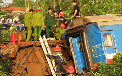 ‘Ba ơi, đừng lái tàu nữa...’