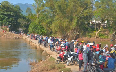 Mâu thuẫn với chồng, vợ nhảy sông tự vẫn giữa đêm khuya