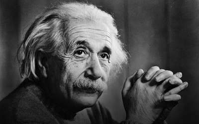 Tại sao Einstein lại trở thành biểu tượng của các thiên tài?