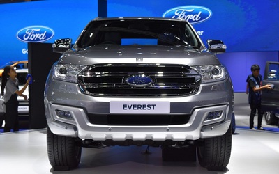 Soi chi tiết Ford Everest 2017 'bình mới rượu cũ'