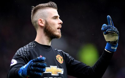 Tin HOT chiều 20/4: Mourinho điên tiết vì De Gea