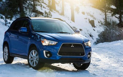 Mitsubishi triệu hồi Outlander Sport và Outlander do lỗi chốt cửa