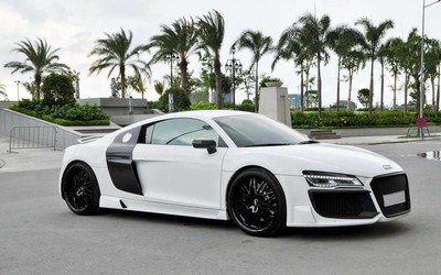 Dân chơi Việt đại hạ giá siêu xe Audi R8 chỉ 3,3 tỷ đồng