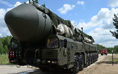 Tuyên bố 'lạnh gáy' của nghị sĩ Nga với Mỹ, NATO về vấn đề Crimea