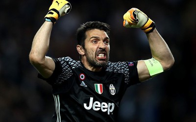 Juventus ‘dạy dỗ’ Monaco bằng 2 bàn thắng, 1 kịch bản