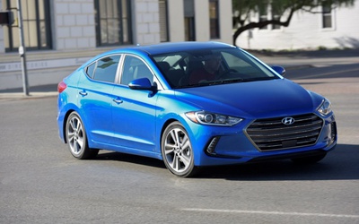 Hyundai Elantra 2018 thêm phiên bản SEL, giá từ 428 triệu đồng