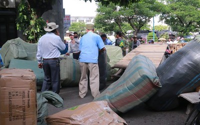 Kịp thời ngăn chặn 10 tấn hàng lậu ‘tuồn’ vào thị trường Đà Nẵng