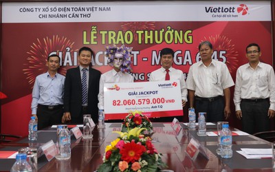 Tỷ phú jackpot Vietlott 82 tỷ đồng trích 100 triệu làm từ thiện