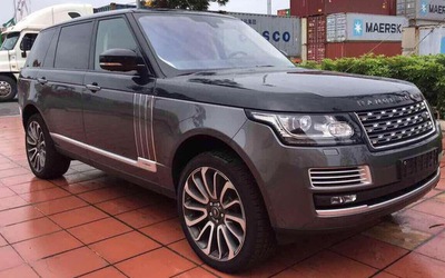 Range Rover SVAutobiography Hybrid đầu tiên được đưa về nước