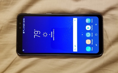 Galaxy S8 phiên bản 'nồi đồng cối đá' không có viền màn hình cong