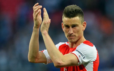 Chuyển nhượng sáng 24/7: Laurent Koscielny chốt tương lai