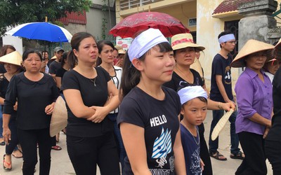 Cả 4 người chết đuối ở ao làng đều cùng một dòng họ