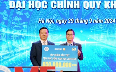 Quỹ học bổng “Bảo Việt - Niềm tin thắp sáng tương lai” đã trao gần 10 tỷ đồng trong 10 năm liên tiếp