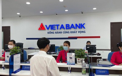 Em dâu Tổng Giám đốc Việt Phương Group thoái bớt vốn tại VietABank