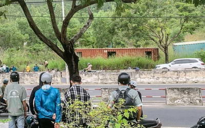 Điều tra nguyên nhân người đàn ông chết trong container bỏ hoang dưới chân núi