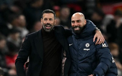 HLV Van Nistelrooy nói gì sau trận hòa giữa Man Utd và Chelsea?