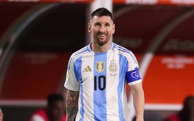 Một thứ trưởng bị mất ghế vì yêu cầu Messi xin lỗi