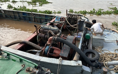 An Giang: Bắt vụ vận chuyển cát nghi sử dụng giấy tờ giả