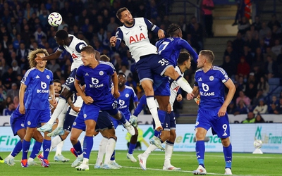 Tottenham bị Leicester cầm hòa ngày ra quân Ngoại hạng Anh