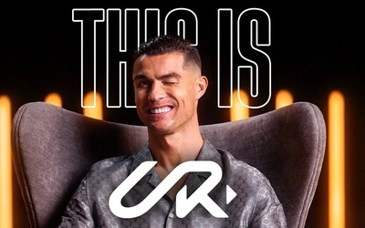 Ronaldo khiến cả thế giới trầm trồ với siêu kỷ lục YouTube