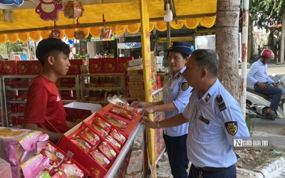 Thị trường bánh trung thu- Bài 2: Ẩn họa khôn lường từ bánh trung thu trôi nổi