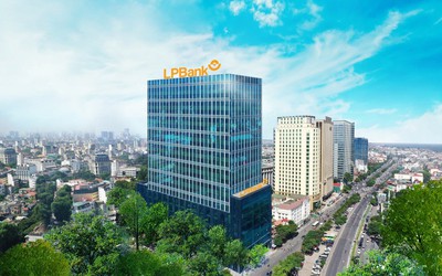 LPBank muốn mua 5% vốn cổ phần của FPT